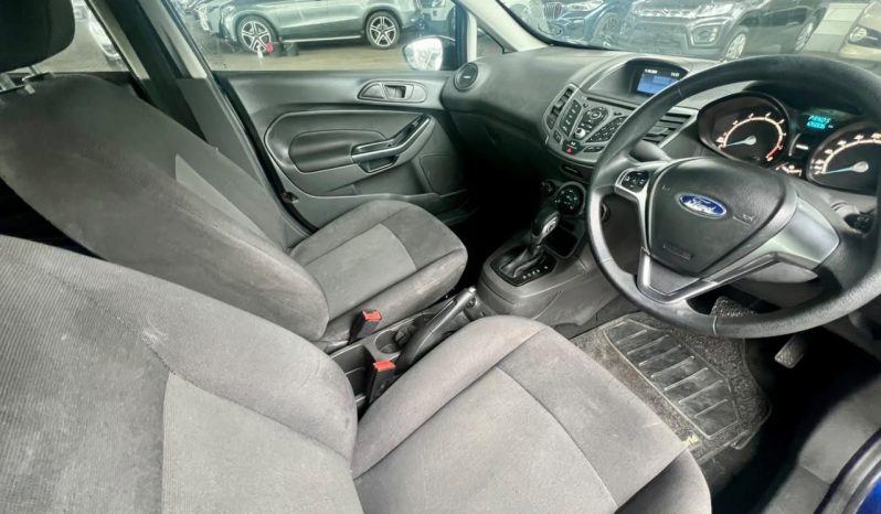 
								Ford Fiesta 1.0 Ecoboost Ambiente Powershift full									