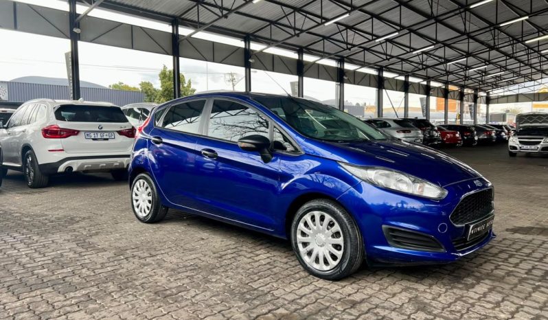 
								Ford Fiesta 1.0 Ecoboost Ambiente Powershift full									