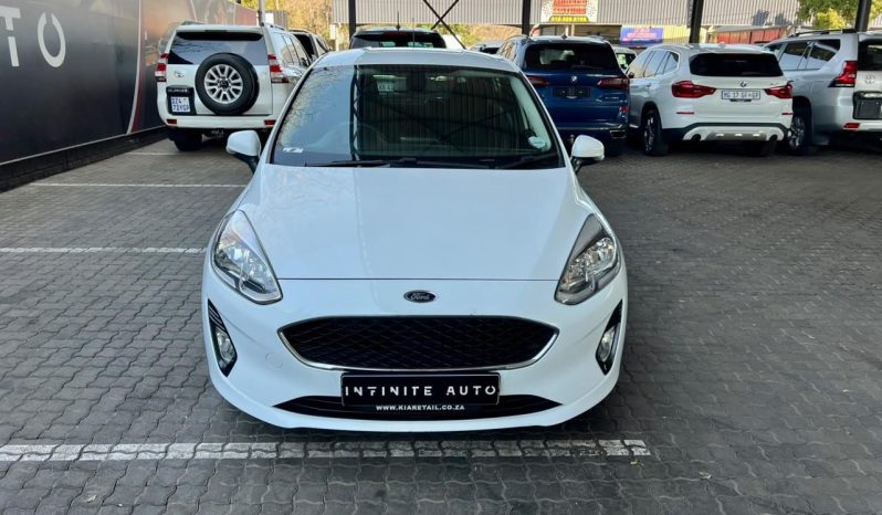 
								Ford Fiesta 1.0 Ecoboost Trend 6MT full									