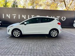 
										Ford Fiesta 1.0 Ecoboost Trend 6MT full									