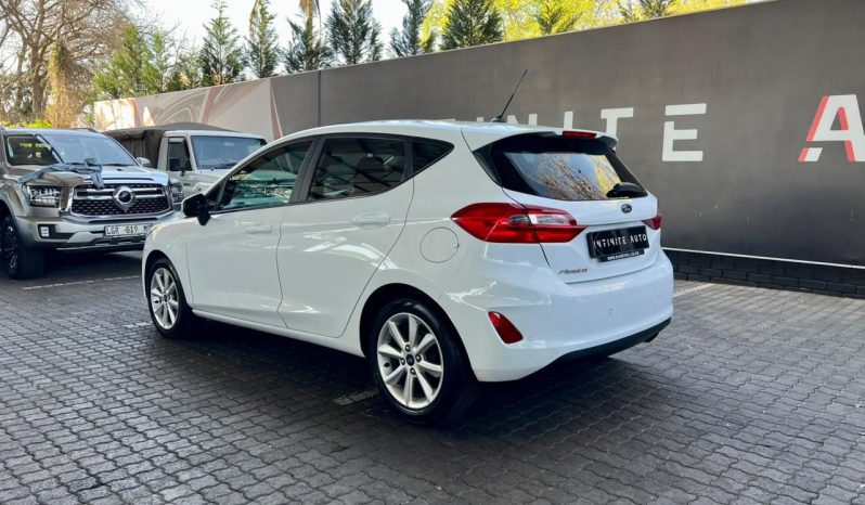 
								Ford Fiesta 1.0 Ecoboost Trend 6MT full									