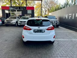 
										Ford Fiesta 1.0 Ecoboost Trend 6MT full									