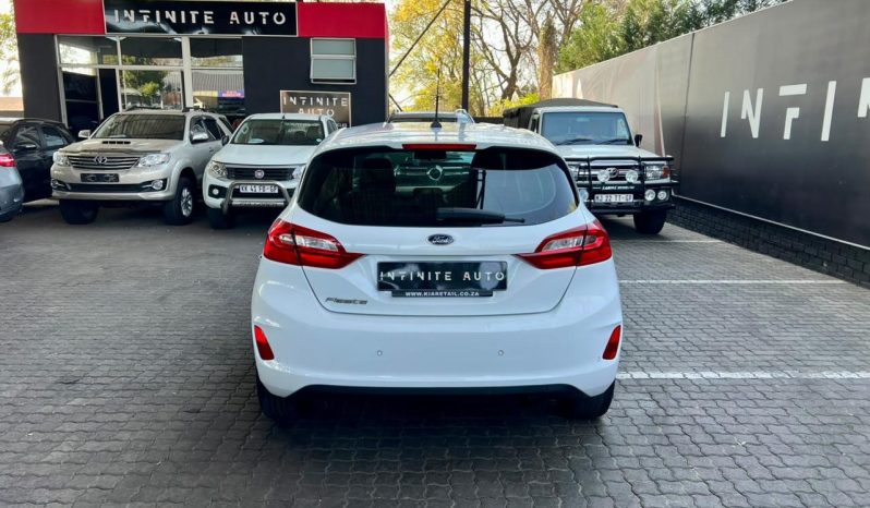 
								Ford Fiesta 1.0 Ecoboost Trend 6MT full									