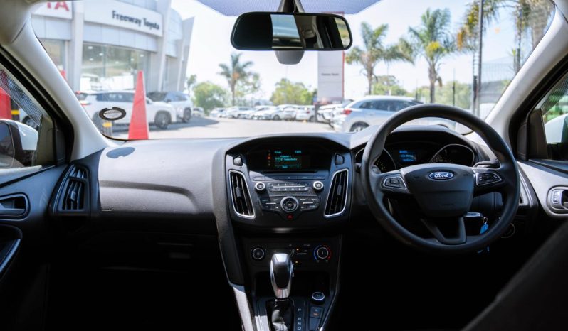 
								Ford Focus Sedan 1.0T Ambiente Auto full									