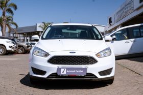 Ford Focus Sedan 1.0T Ambiente Auto