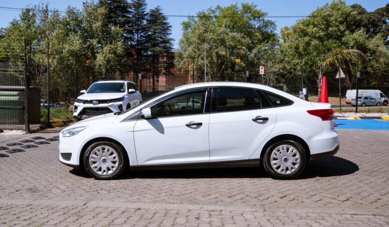 
								Ford Focus Sedan 1.0T Ambiente Auto full									