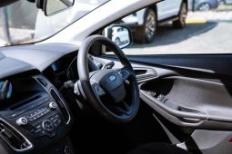 
										Ford Focus Sedan 1.0T Ambiente Auto full									