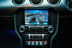
										Ford Mustang 5.0 Gt Fastback At full									