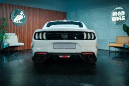 
										Ford Mustang 5.0 Gt Fastback At full									