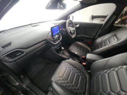 
										Ford Puma 1.0 Ecoboost St-Line Vignale At full									