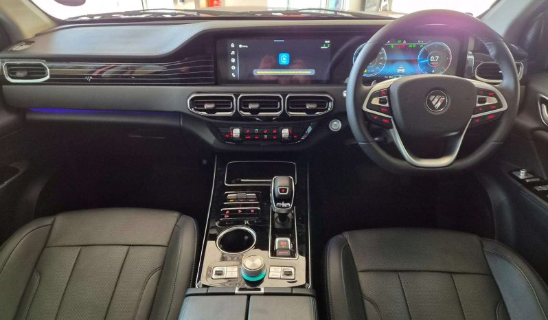 
								FOTON TUNLAND 2.0T G7 EXALTED 4X4 A/T P/U D/C full									