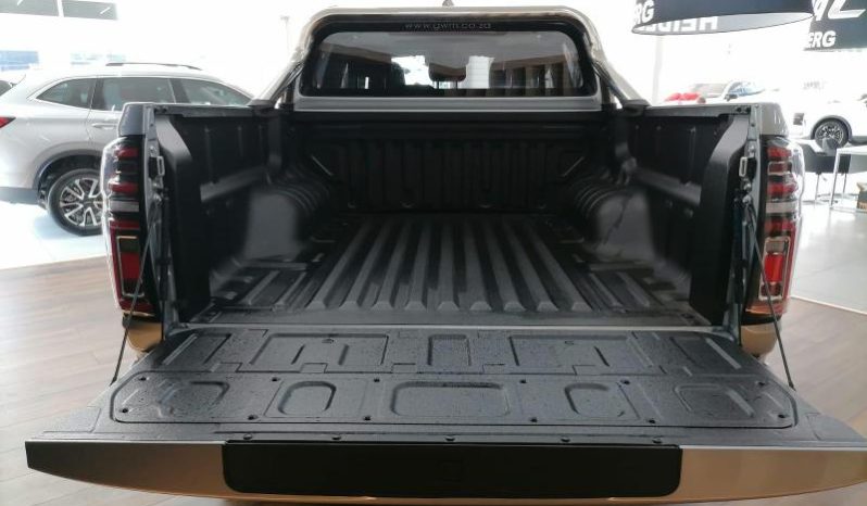 
								Gwm P-Series P300 D/CAB 2.4TD LT 4X4 AUTO full									