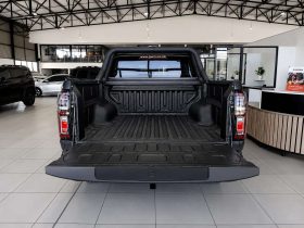 GWM P-SERIES P300 2.4TD LTD 4X4 A/T D/C P/U