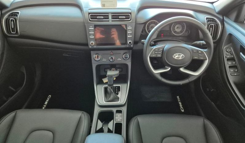 
								Hyundai 81897,0 1.5 Premium Ivt Matt Edition full									