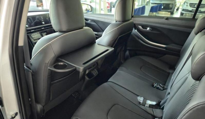 
								Hyundai Alcazar 1.5 D Elite At full									