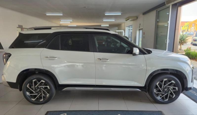 
								Hyundai Alcazar 1.5 D Elite At full									