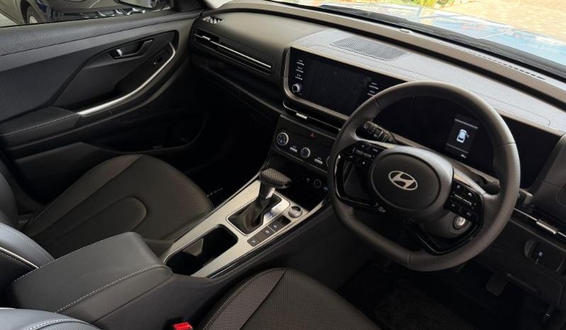 
								Hyundai Alcazar 2.0 Executive At full									