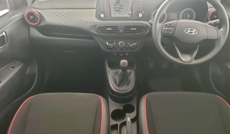 
								Hyundai Grand I10 1.0 Premium full									