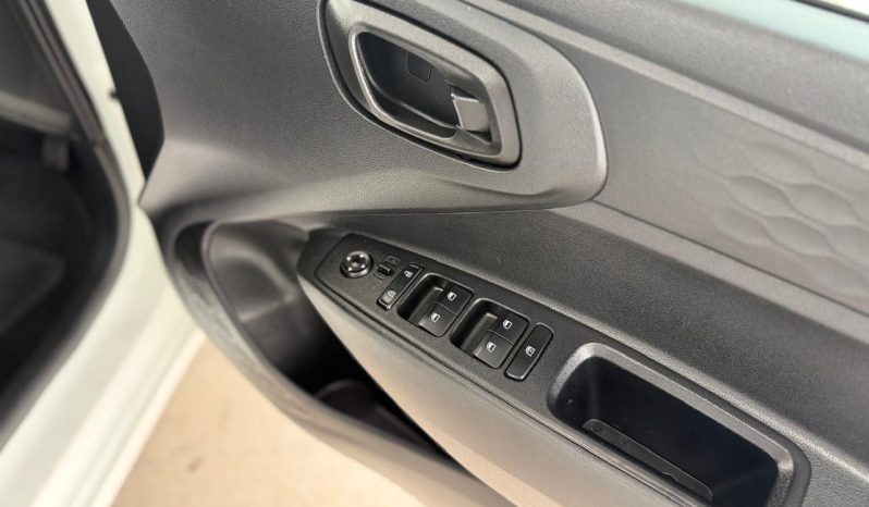 
								Hyundai i10 / i20 / i30 GRAND i10 1.0 MOTION CARGO P/V full									