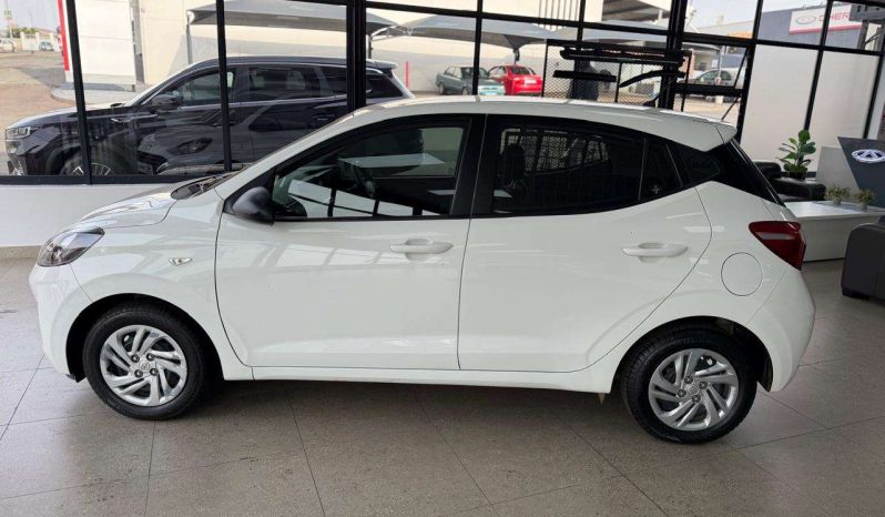 
								Hyundai i10 / i20 / i30 GRAND i10 1.0 MOTION CARGO P/V full									