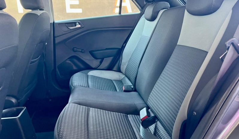 
								Hyundai I20 1.2 Motion full									