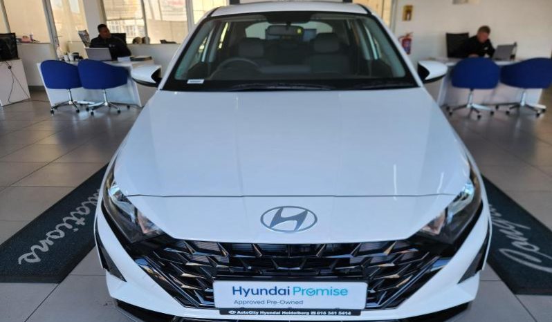 
								Hyundai I20 1.4 Premium At full									