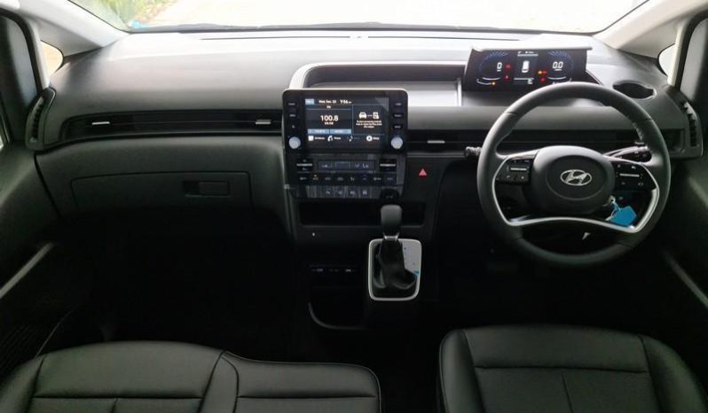 
								Hyundai Staria 2.2D Executive 9 Seater At full									