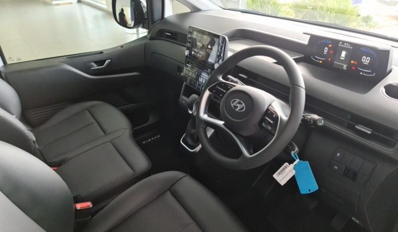
								Hyundai Staria 2.2D Executive 9 Seater At full									