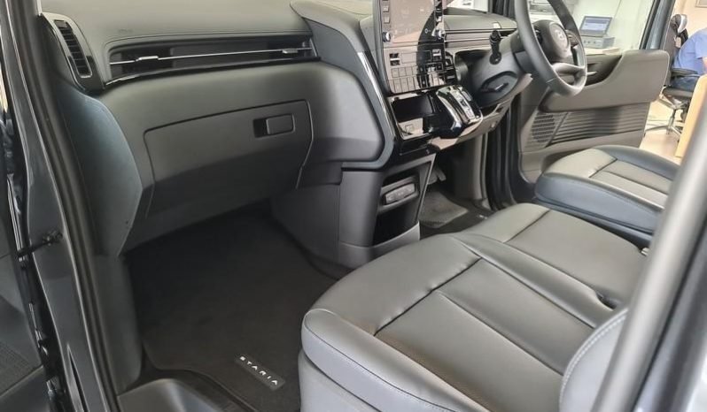 
								Hyundai Staria 2.2D Elite 9 Seater At full									