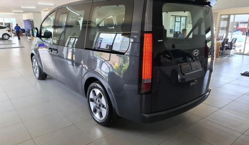 
								Hyundai Staria 2.2D Elite 9 Seater At full									