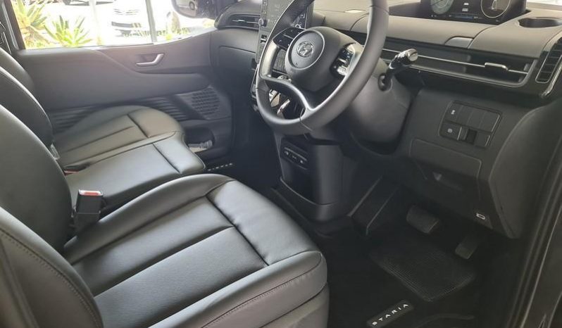 
								Hyundai Staria 2.2D Elite 9 Seater At full									