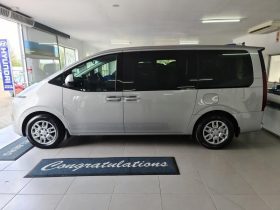 Hyundai Staria 2.2D Executive 9 Seater At