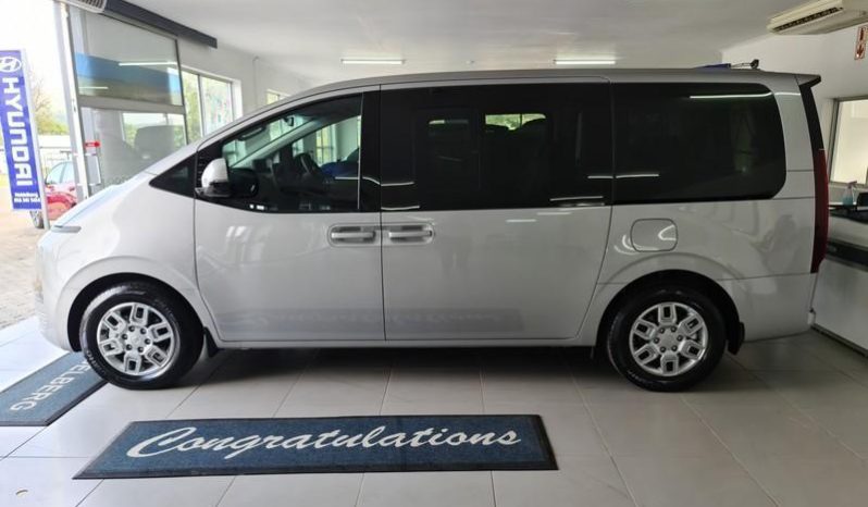 
								Hyundai Staria 2.2D Executive 9 Seater At full									