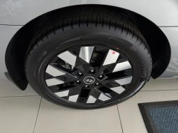 
										Hyundai Staria 2.2D Luxury 9 Seater At full									