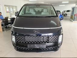 
										Hyundai Staria 2.2D Luxury 9 Seater At full									