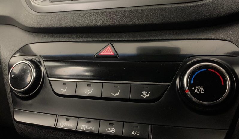 
								Hyundai Tucson 2.0 Premium At full									