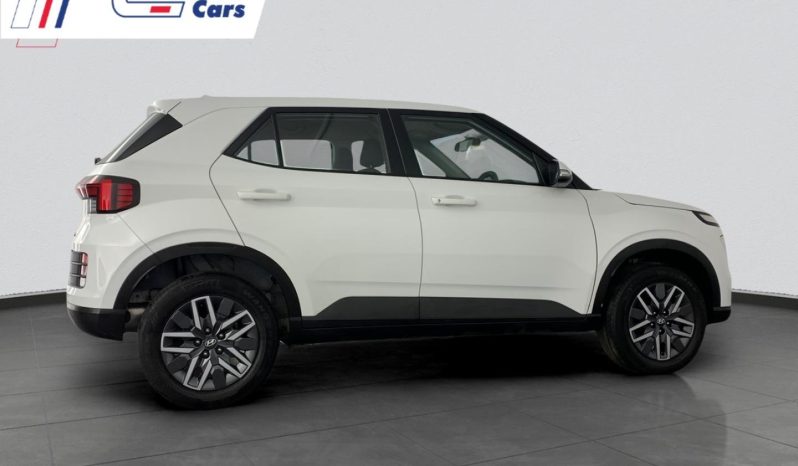 
								Hyundai Venue 1.0 Motion Dct full									