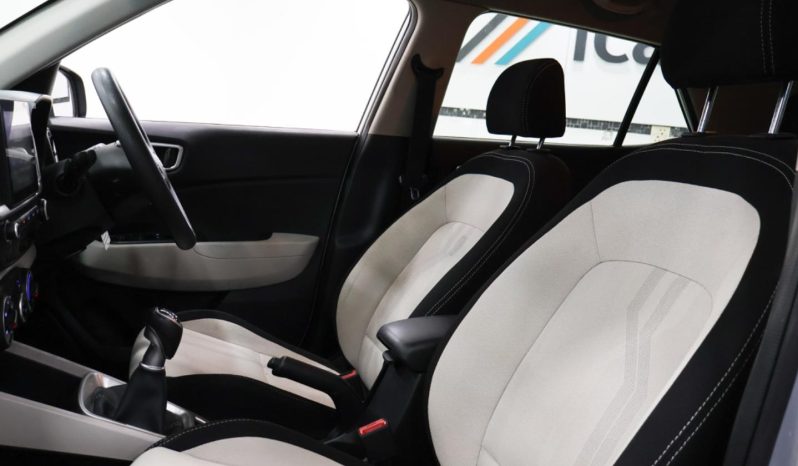 
								Hyundai Venue 1.0 Motion Dct full									