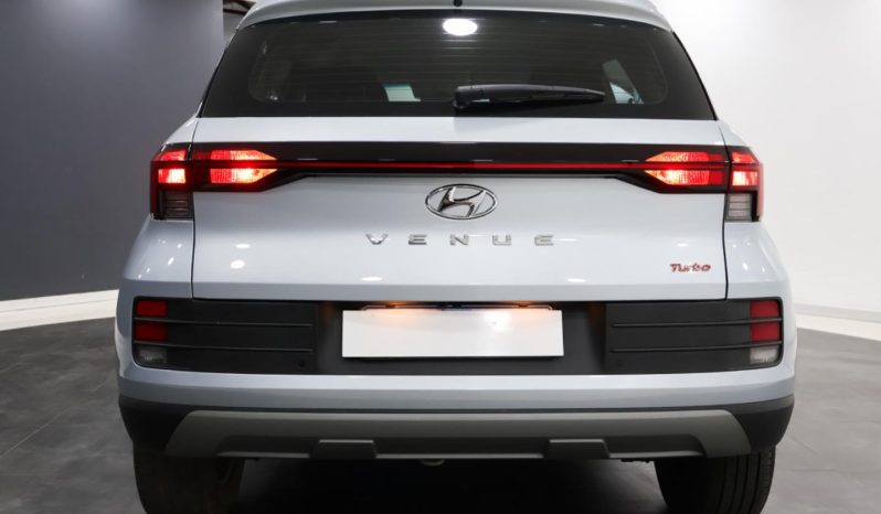 
								Hyundai Venue 1.0 Motion Dct full									