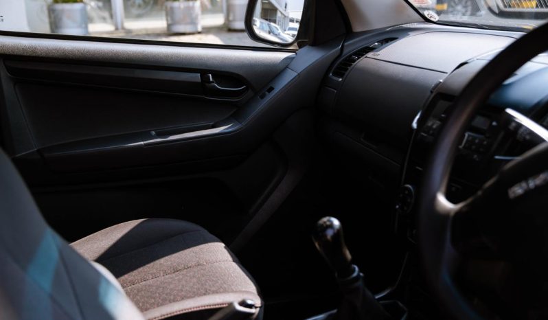 
								Isuzu D-Max 250 Double Cab Hi-Ride full									