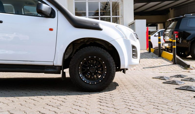
								Isuzu D-Max 250 Double Cab Hi-Ride full									