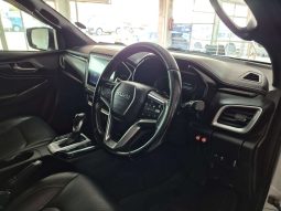 
										ISUZU D-MAX D-MAX 3.0 Ddi V-CROSS HR A/T D/C P/U full									