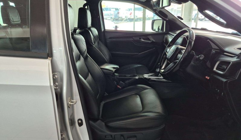 
								ISUZU D-MAX D-MAX 3.0 Ddi V-CROSS HR A/T D/C P/U full									