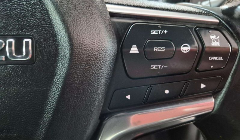 
								ISUZU D-MAX D-MAX 3.0 Ddi V-CROSS HR A/T D/C P/U full									