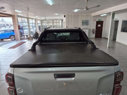 
										ISUZU D-MAX D-MAX 3.0 Ddi V-CROSS HR A/T D/C P/U full									