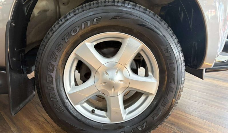 
								ISUZU KB 2004 – 2019 KB 300 D-TEQ LX 4X4 P/U D/C full									