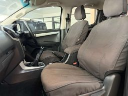 
										ISUZU KB 2004 – 2019 KB 300 D-TEQ LX 4X4 P/U D/C full									