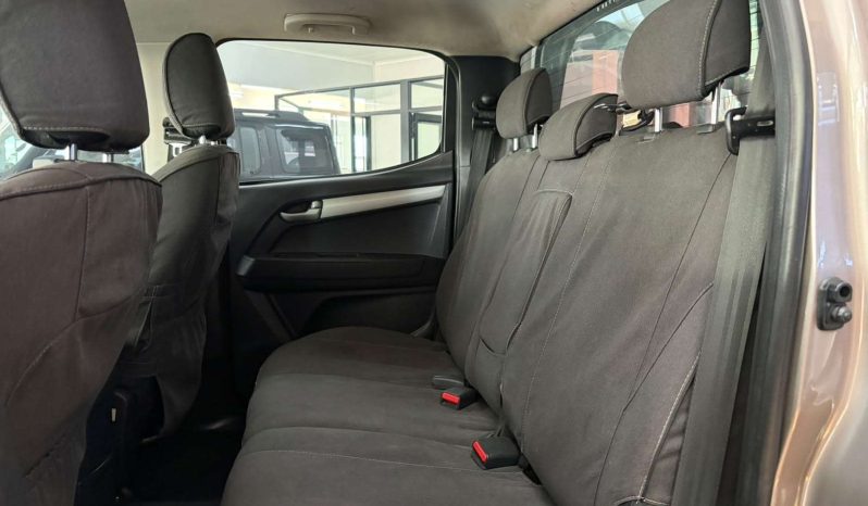 
								ISUZU KB 2004 – 2019 KB 300 D-TEQ LX 4X4 P/U D/C full									