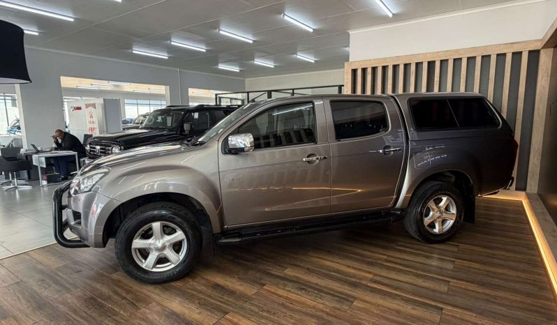 
								ISUZU KB 2004 – 2019 KB 300 D-TEQ LX 4X4 P/U D/C full									
