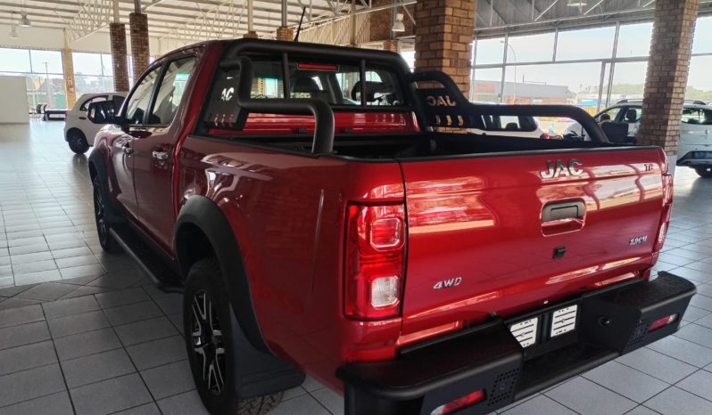 
								JAC T8 2.0 Cti Super Lux D Cab 4X4 full									